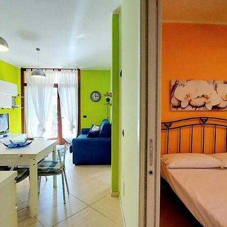 Colors Pool Apartment บาร์โดลิโน ภายนอก รูปภาพ