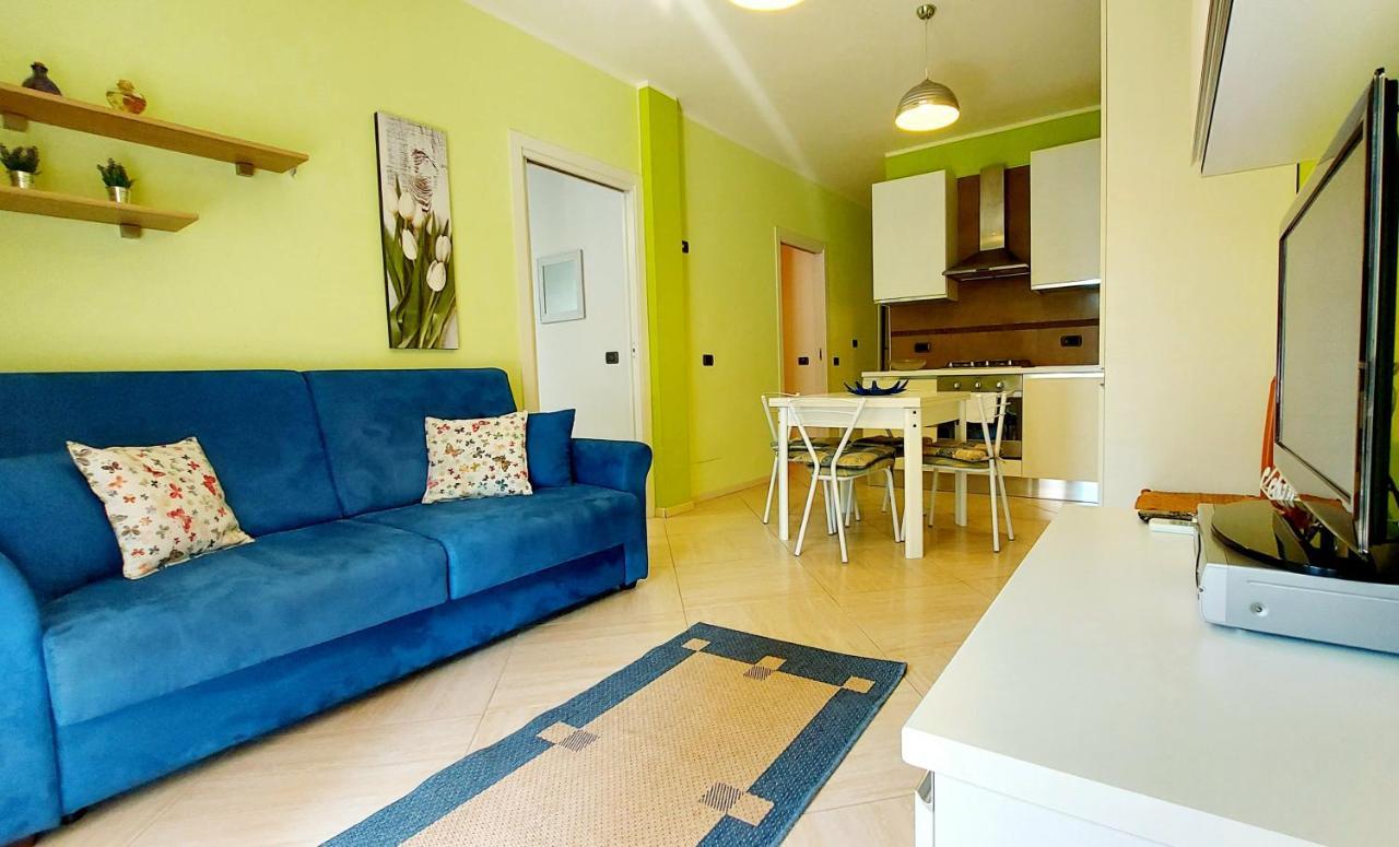 Colors Pool Apartment บาร์โดลิโน ภายนอก รูปภาพ
