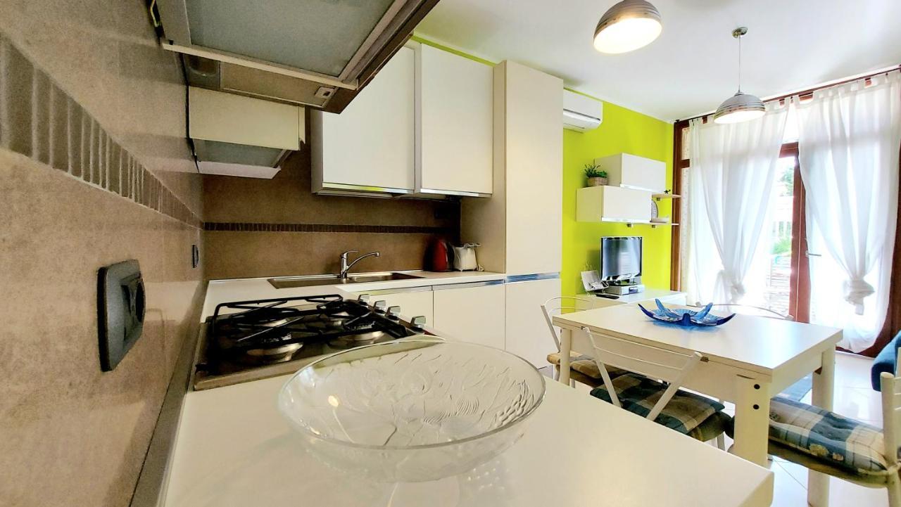 Colors Pool Apartment บาร์โดลิโน ภายนอก รูปภาพ